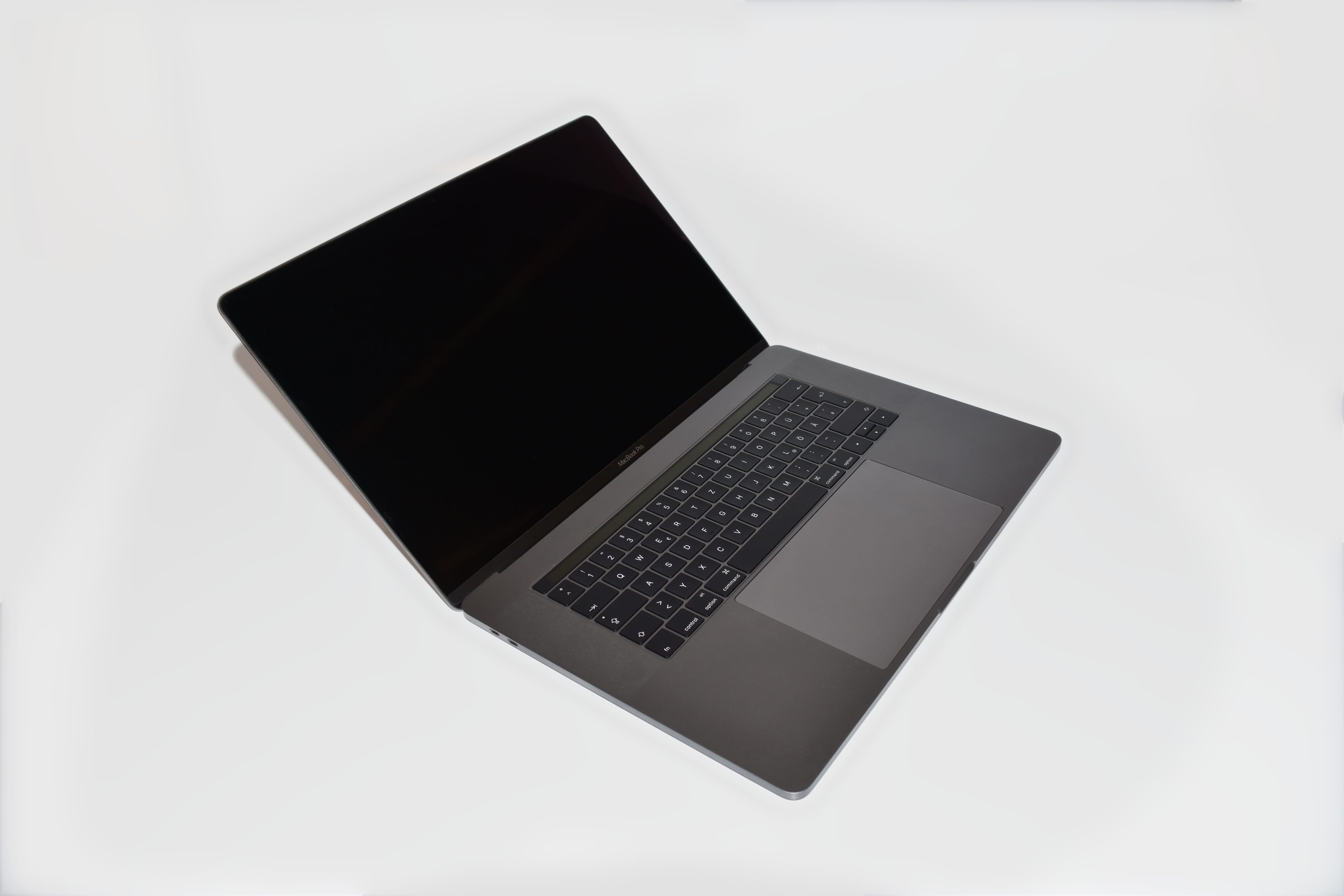 MacBook_Pro__programming-laptop